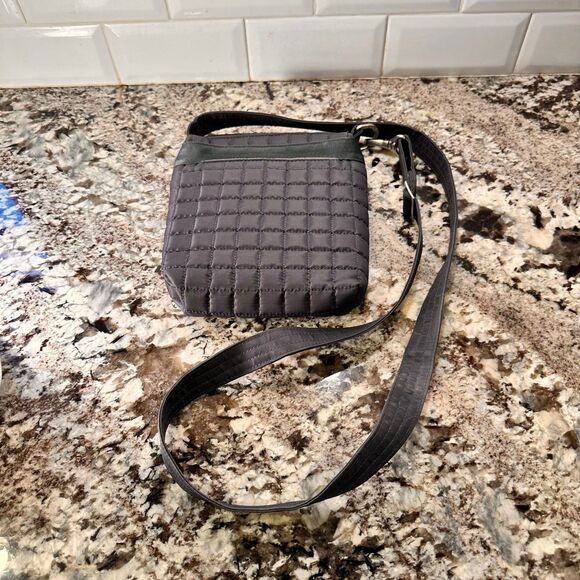 Lug Crossbody Handbag - Picture 11 of 12